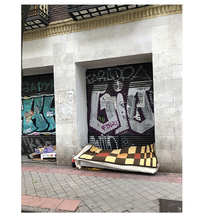 Cama